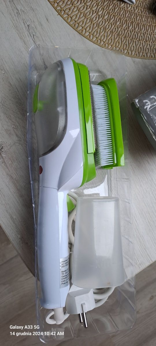 Żelazo parowe CLEANMAXX
