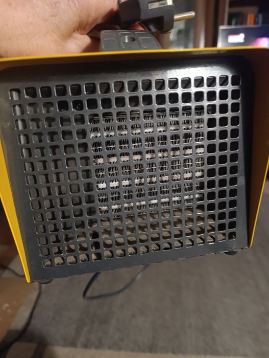 Компактна теплова гармата Ballu BKN - 3 .