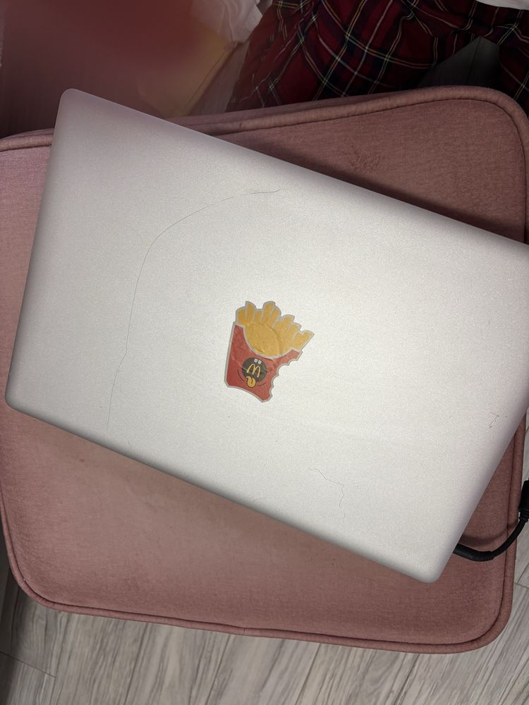 Laptop Dell Inspiron 5570
