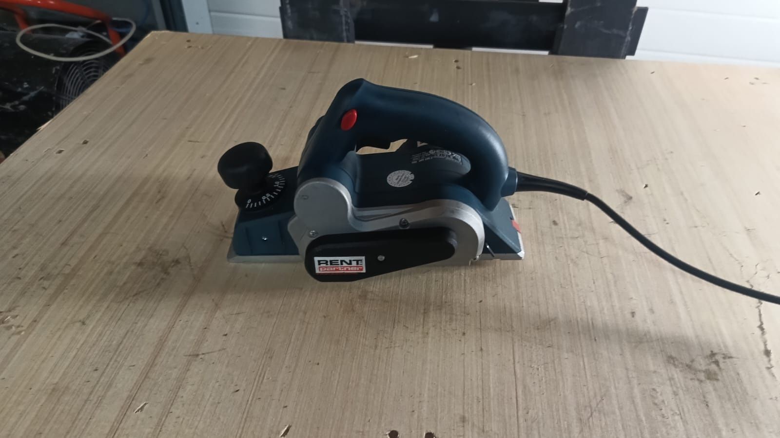Strug do drewna Bosch GHO15-82