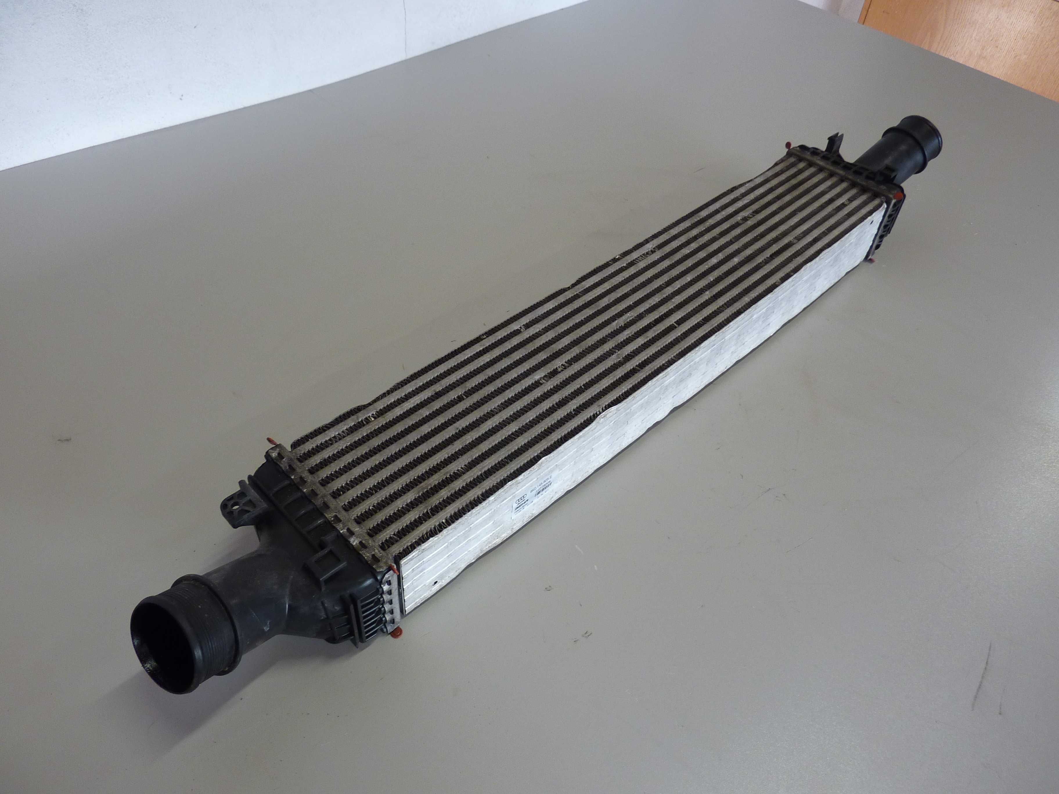 AUDI A4 B8 A5 8T 2,7 3,0 TDI intercooler chłodnica powietr 8K0.145805E