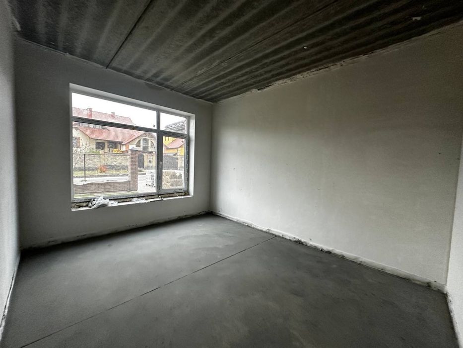 Будинок з прямим виходом до Лісу та чистовим оздобленням!