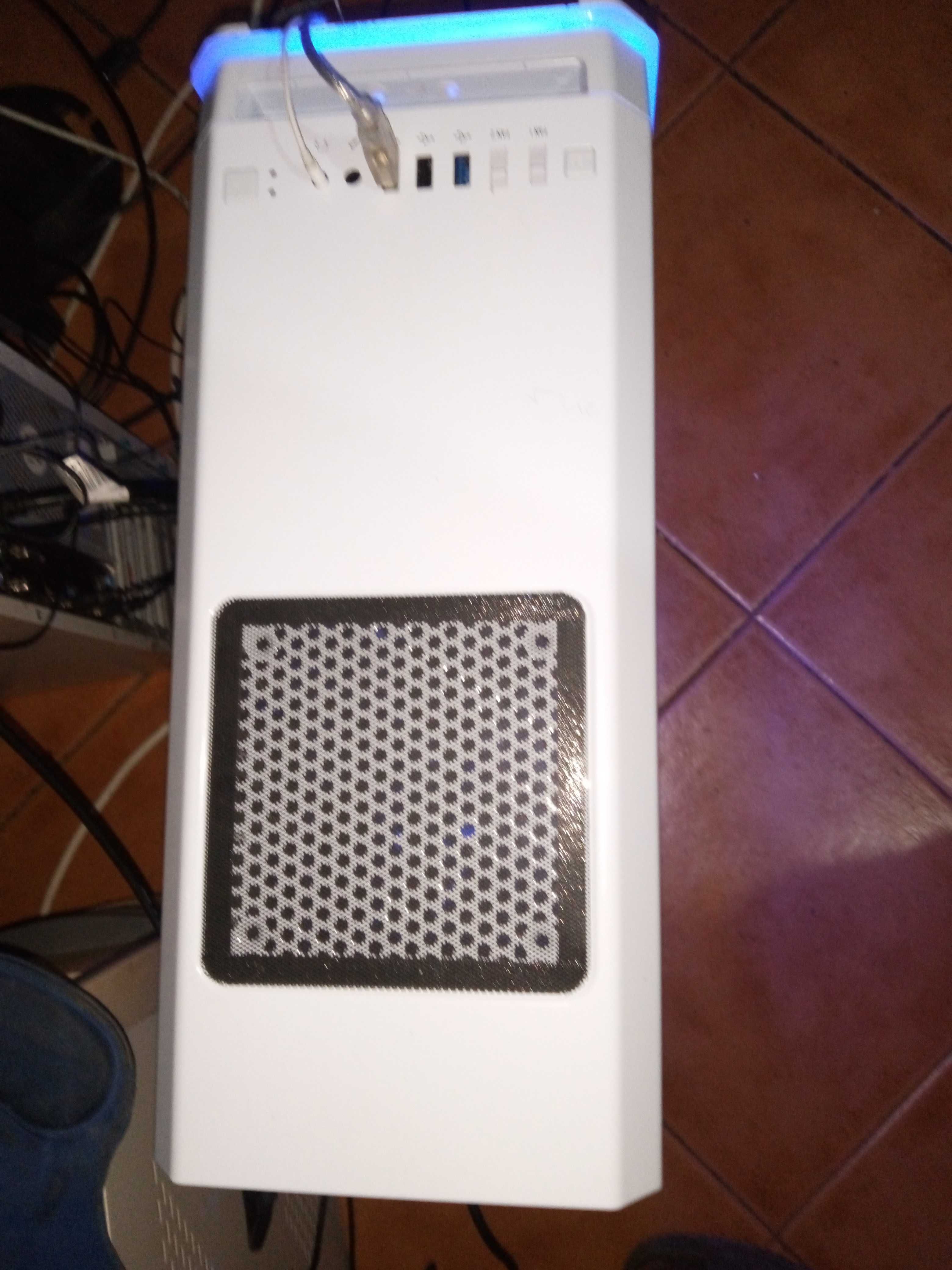 Vendo Computador Descktop CPU 2Core Celeron G6900