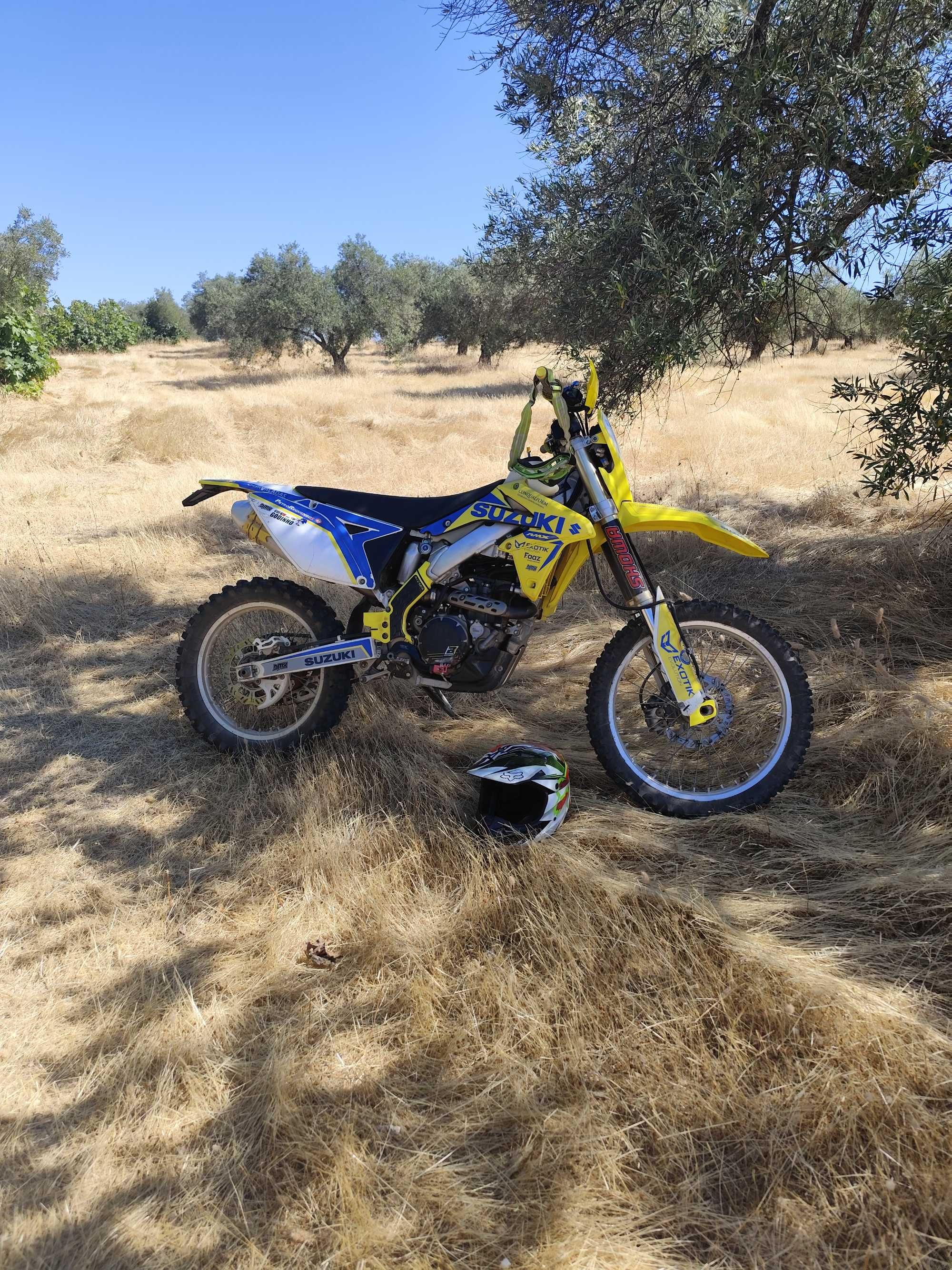 Vendo suzuki Rmx 450. matrículada