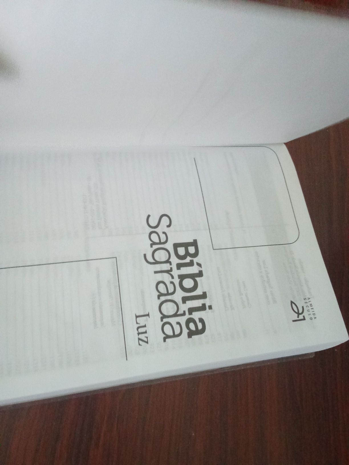 Livro Bíblia Sagrada