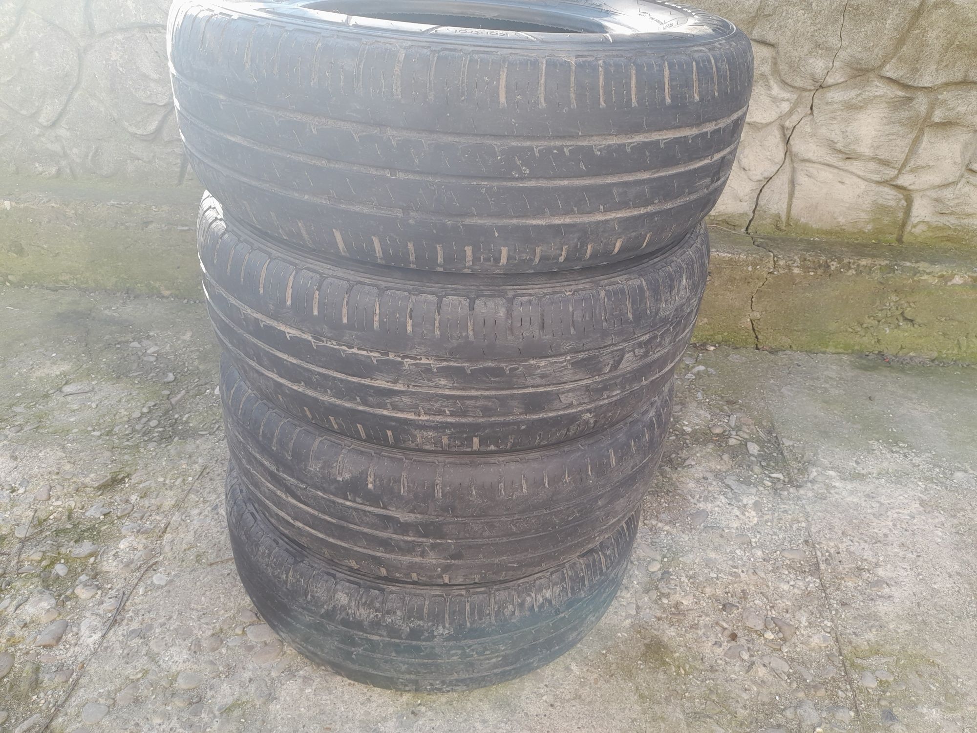 Шини  215/65r16c