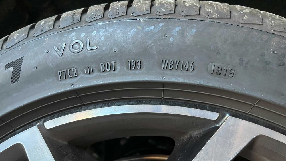 4x Pirelli Cinturato P7 (P7C2) 235/45 R18 98W 1919 homologacja Volvo