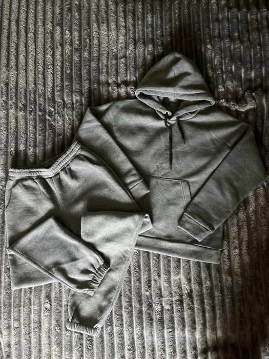 Графітовий спортивний костюм на флісі