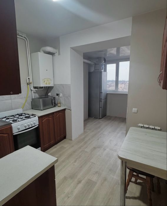 Продам 1-комнатную киевку с агв на Бадаева