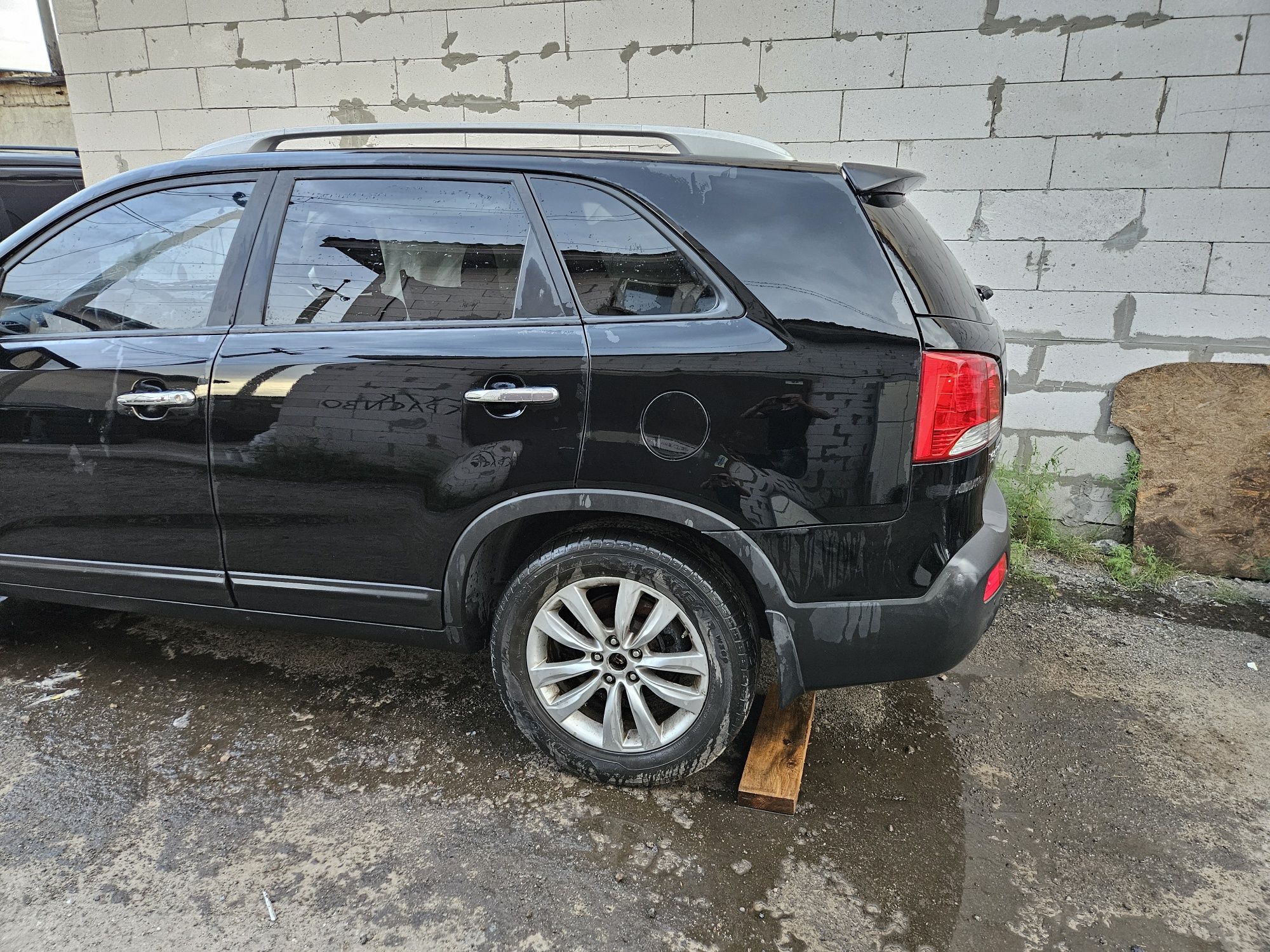 Разборка Kia Sorento розборка запчасті шрот