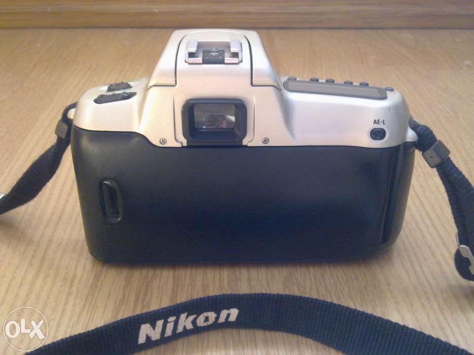 Maquina Fotográfica Nikon F50 - CORPO