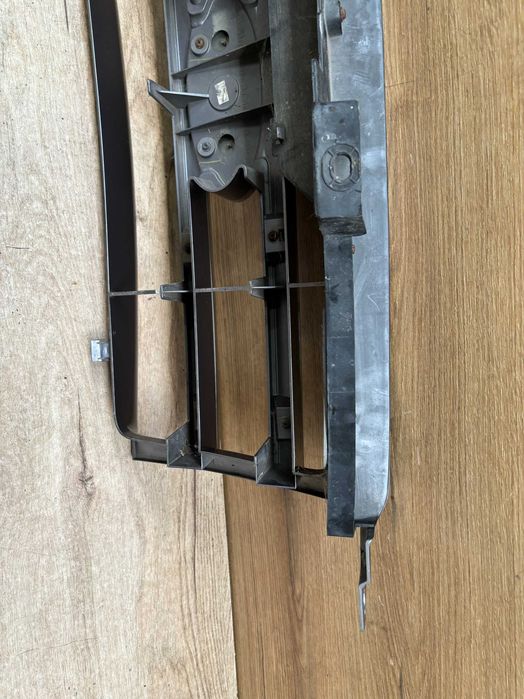 Grill atrapa zderzaka Ford Ranger III