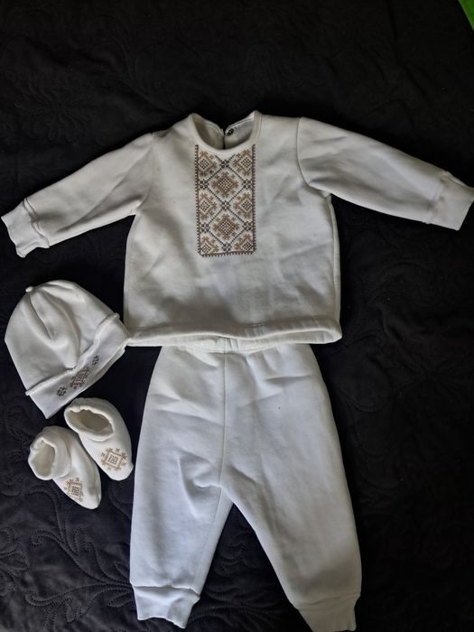 Теплий костюм на хрещення