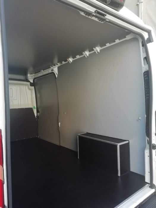 Peugeot Boxer L4H2 Zabudowa przestrzeni ładunkowej PREMIUM