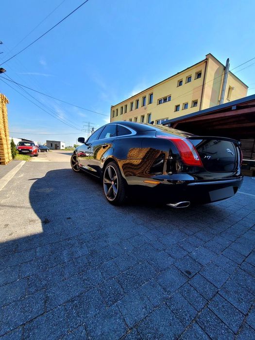 Jaguar XJ Jaguar X351