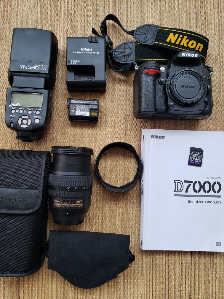 Nikon D7000 lente 24-85mm flash bolsa