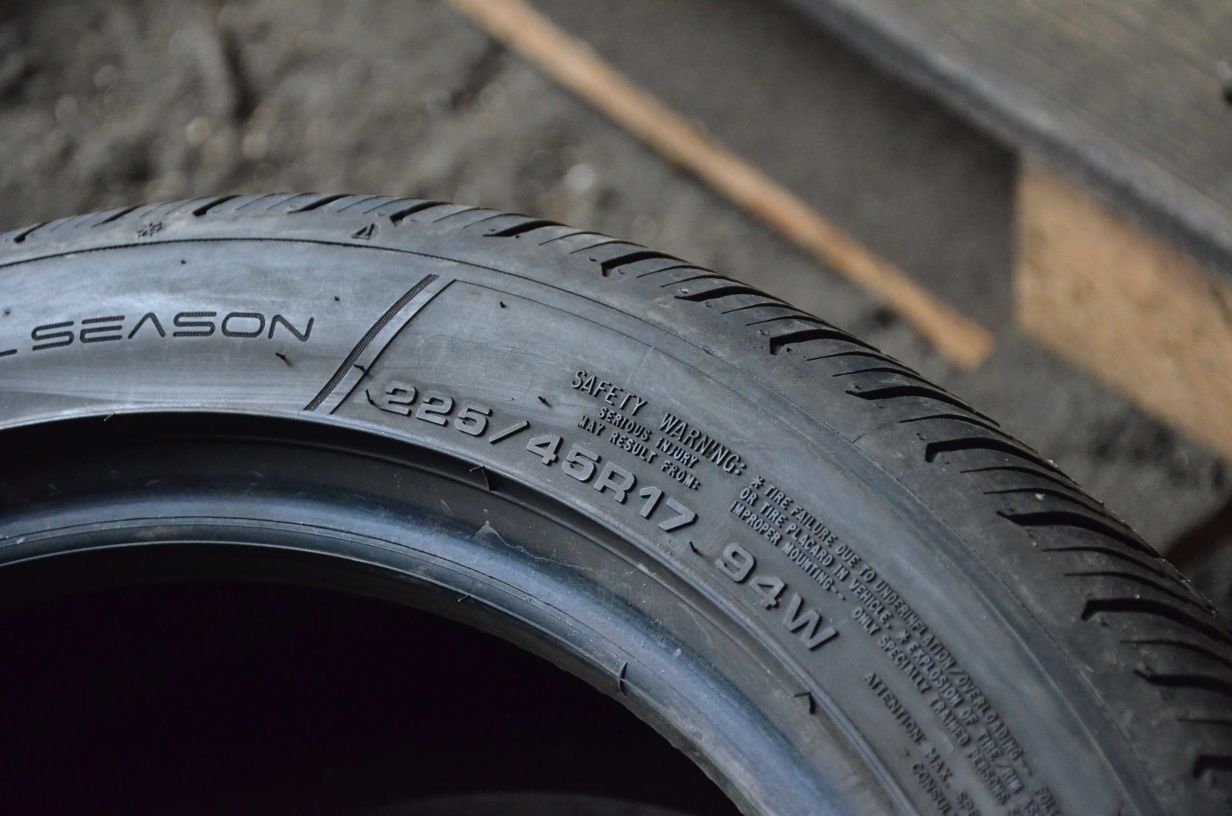 Резина шини колеса всесезонні 225 45 r17 Gtyres