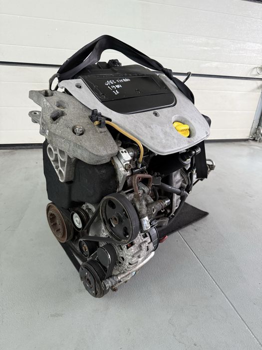 Silnik 1,9 dci F9K Trafic Vivaro  Primaster  kompletny