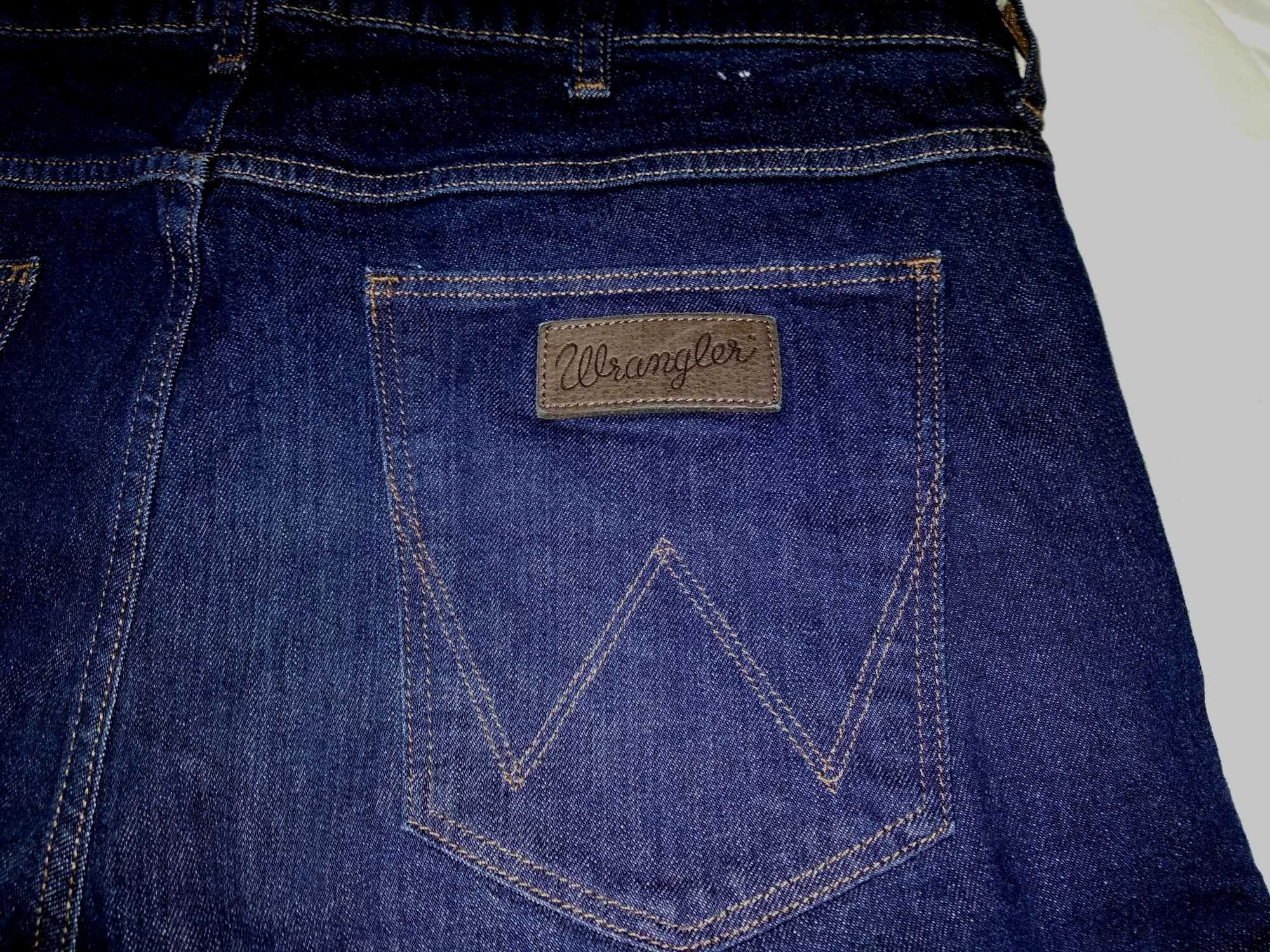 Джинси WRANGLER greensboro   W40 L32 made in Pakistan  з США