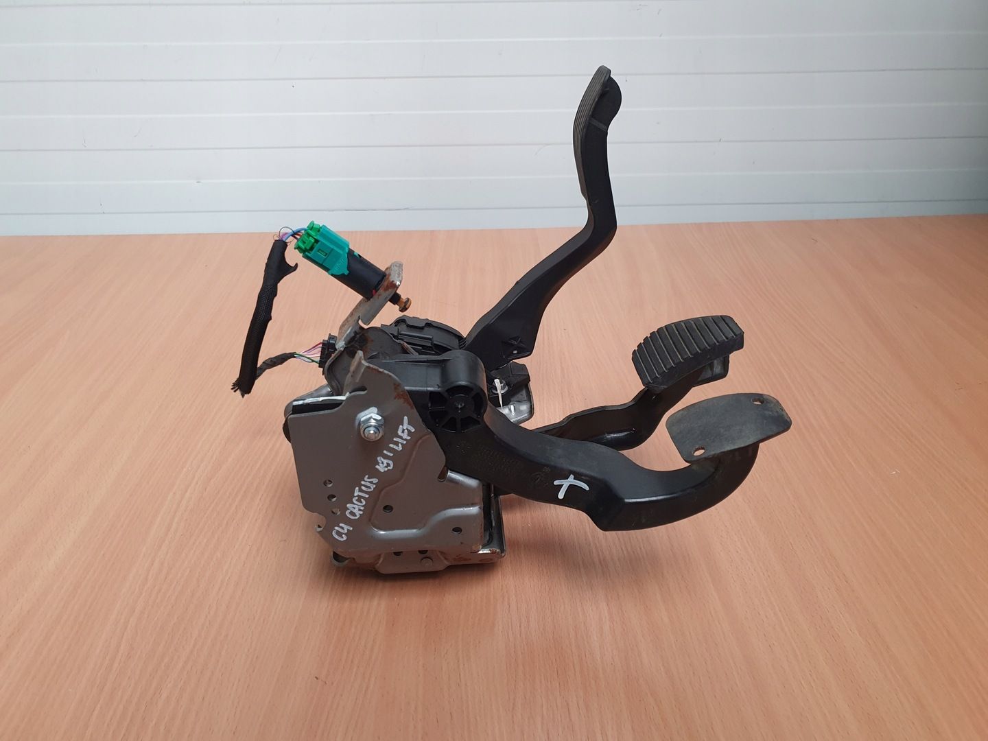Pedał Hamulca sprzęgła Gazu Citroen C4 Cactus 1.2 Thp