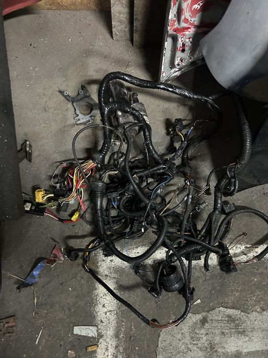 Motor 1.9 tdi com cabelagem e centralina