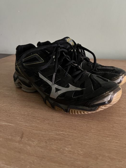 волейбольні кросівки Mizuno Wave Lightning RX3.