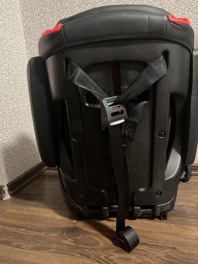 Автокресло Carrello Magnum