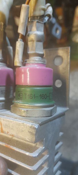 Діоди з радіаторами теристор Т161-160