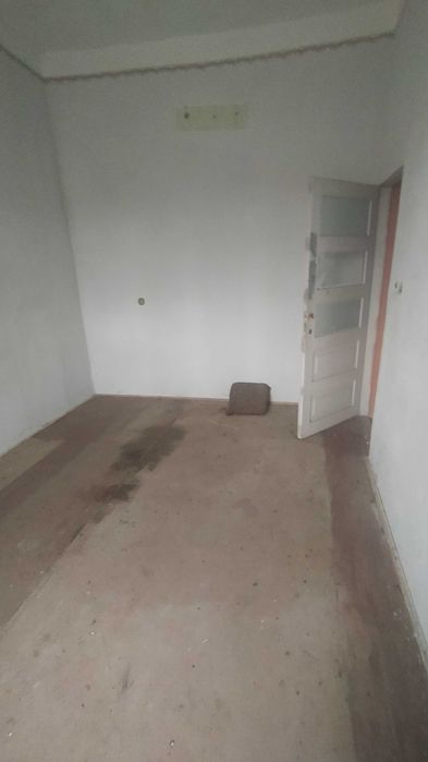 Продаж будівлі в м. Чоп – ідеальна локація для бізнесу або складу!