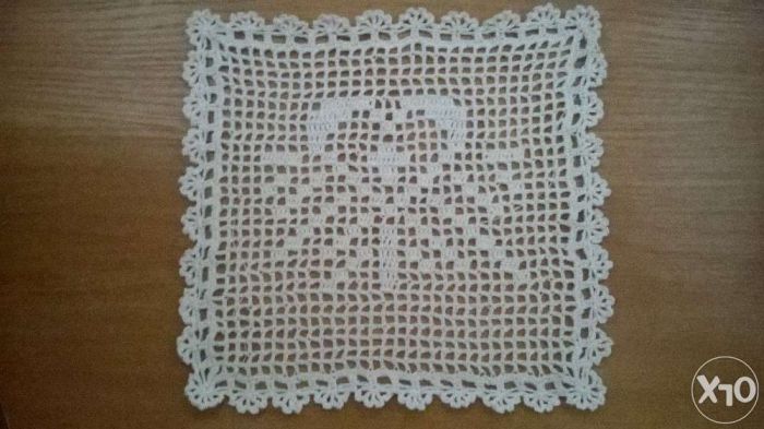 Szatka do chrztu na szydełku z kordonka