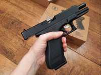 Іграшковий zm 17 глок +500 пуль 6 мм пістолет металевий топ на пластик