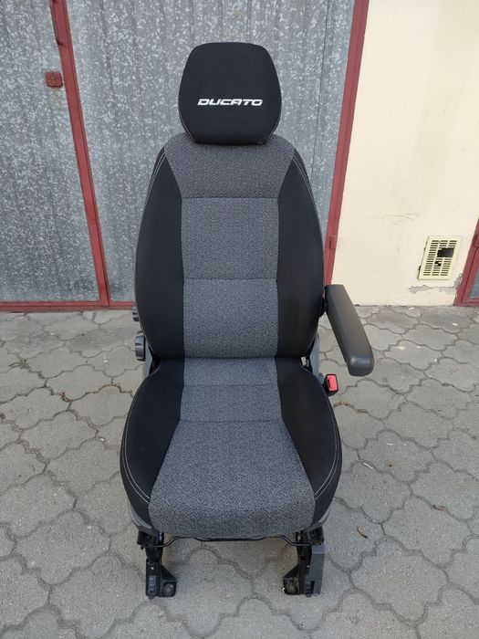 Fiat Ducato 2018r / Fotel Pasażera / Jedynka / stan bardzo dobry