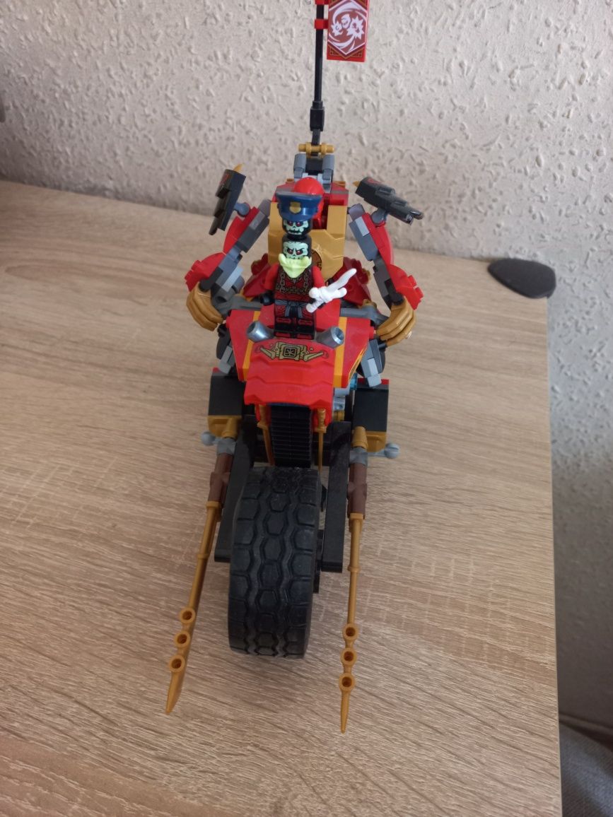 Lego ninjago  smok ziemi Colea oraz jeździec Mech Kaia