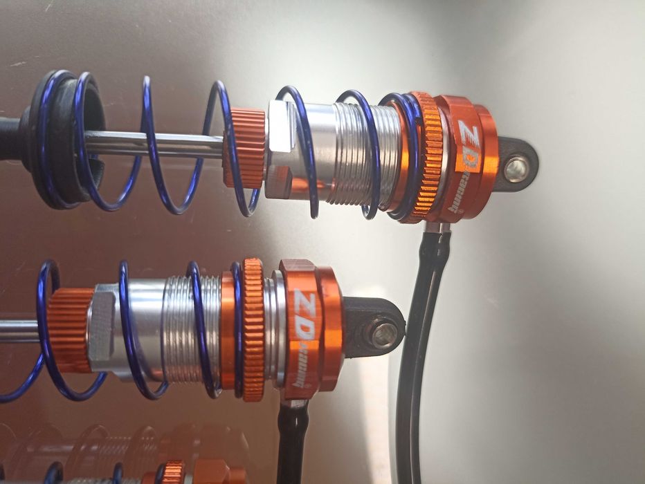 Suspensões Zd-racing para escala 1/10