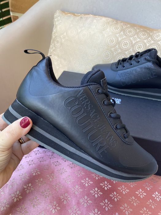 Tenis pretos Versace Couture originais