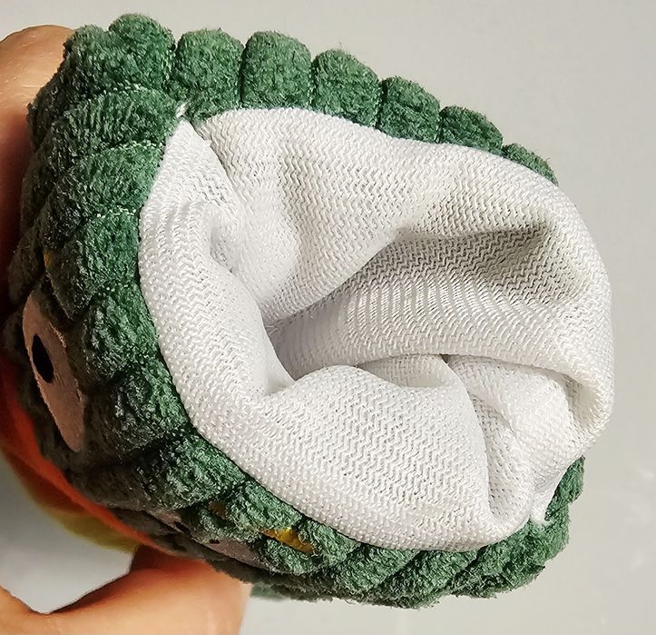 Piszcząca i szeleszcząca skarpetka na smakołyki dla pieska