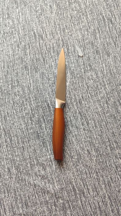 Ніж кухонний ножик