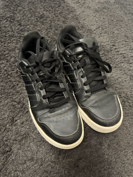 Кроссовки adidas кросівки