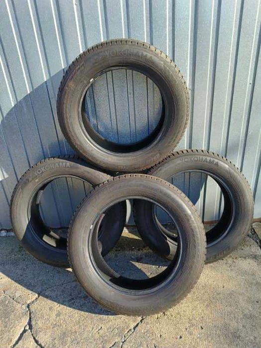 Oryginalne opony Yokohama 225/60 R18 BluEarth Winter  v905