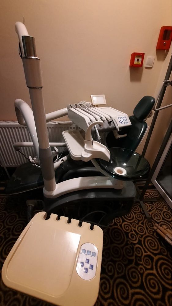 Krzeslo dentystyczne