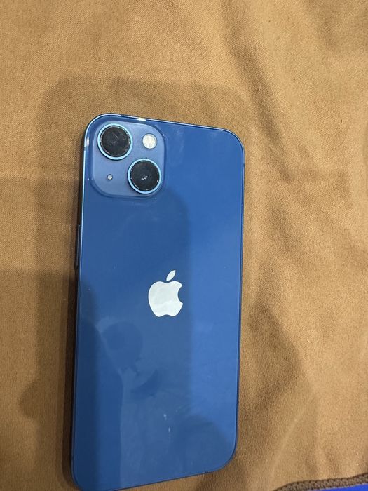 Продам айфон 13 в отличном состояни