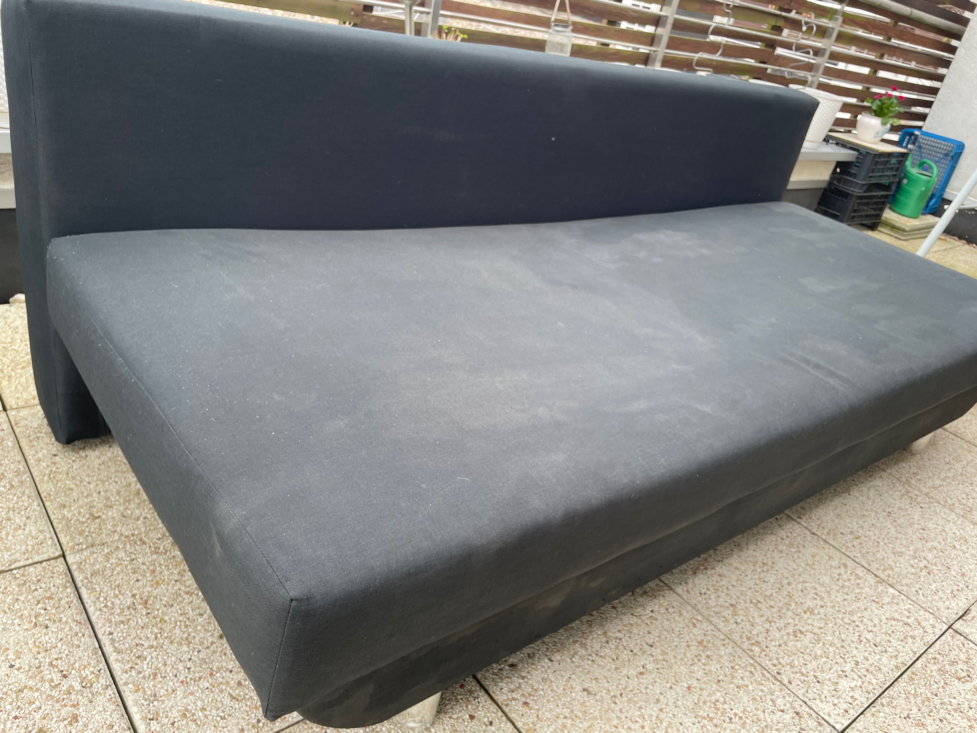 Sofa 3-osobowa, rozkładana, czarna, tapicerka wymaga czyszczenia