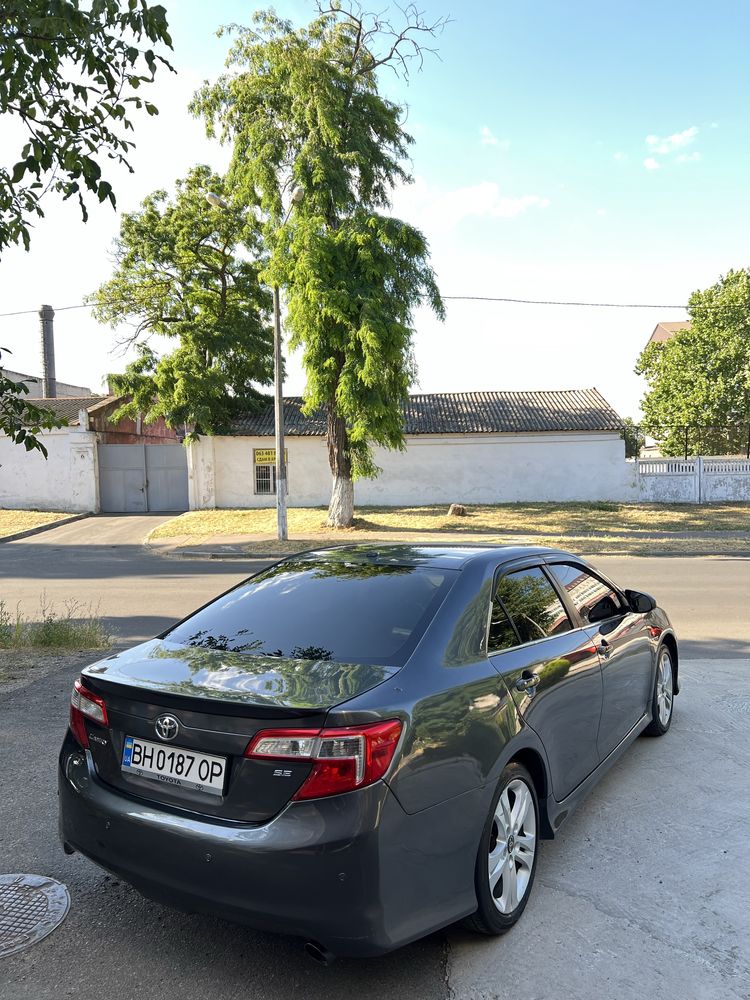 Продам Toyota Camry (usa)