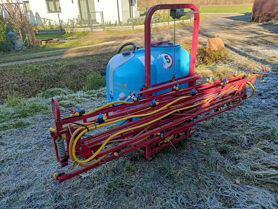 Opryskiwacza zawieszany  biardzki 400l