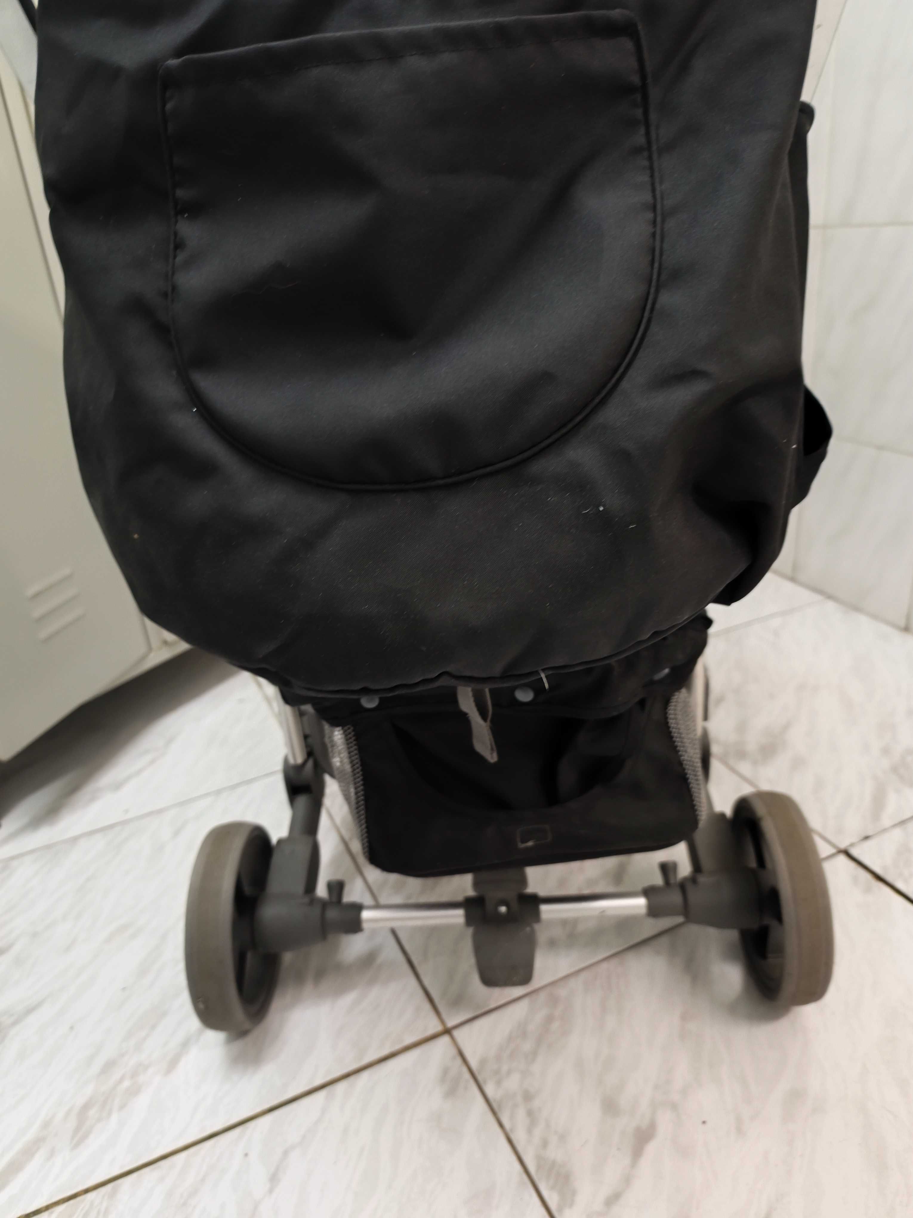 Carrinho bebé usado em bom estado