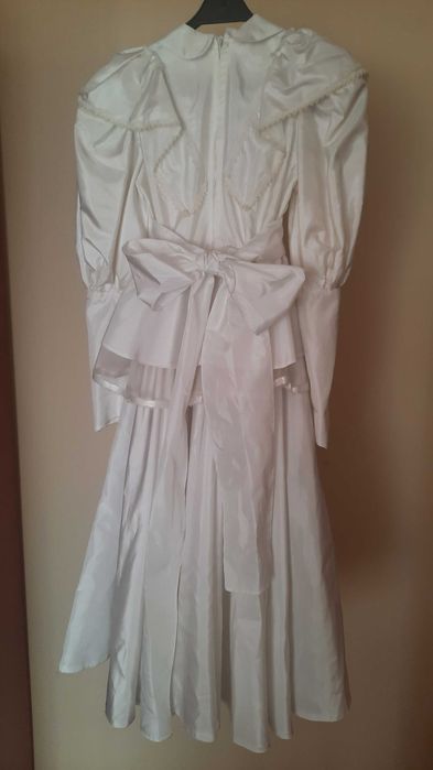 Sukienka komunijna z dodatkami