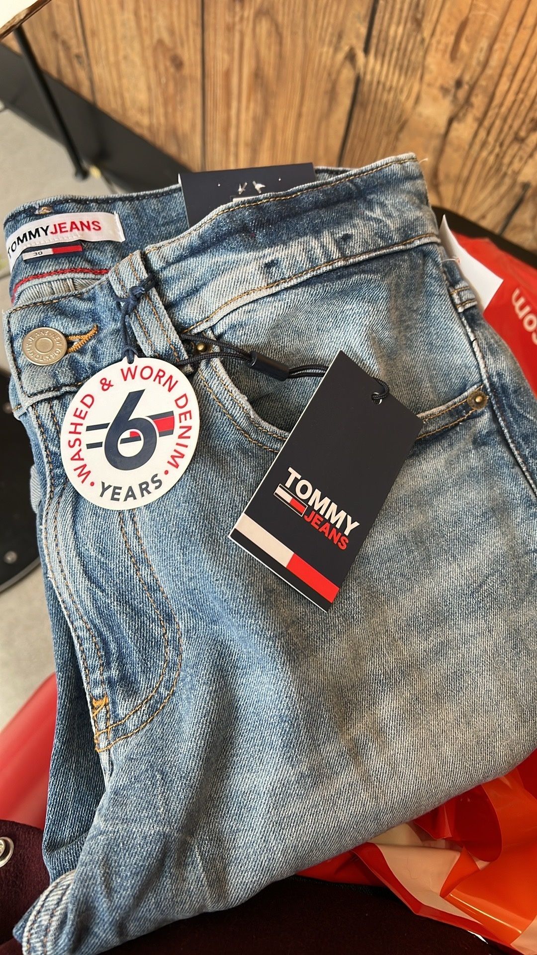 Spodenki krótkie Tommy Jeans 32