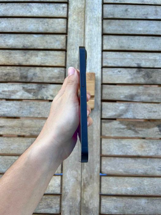 iPhone 13 - 128GB Preto