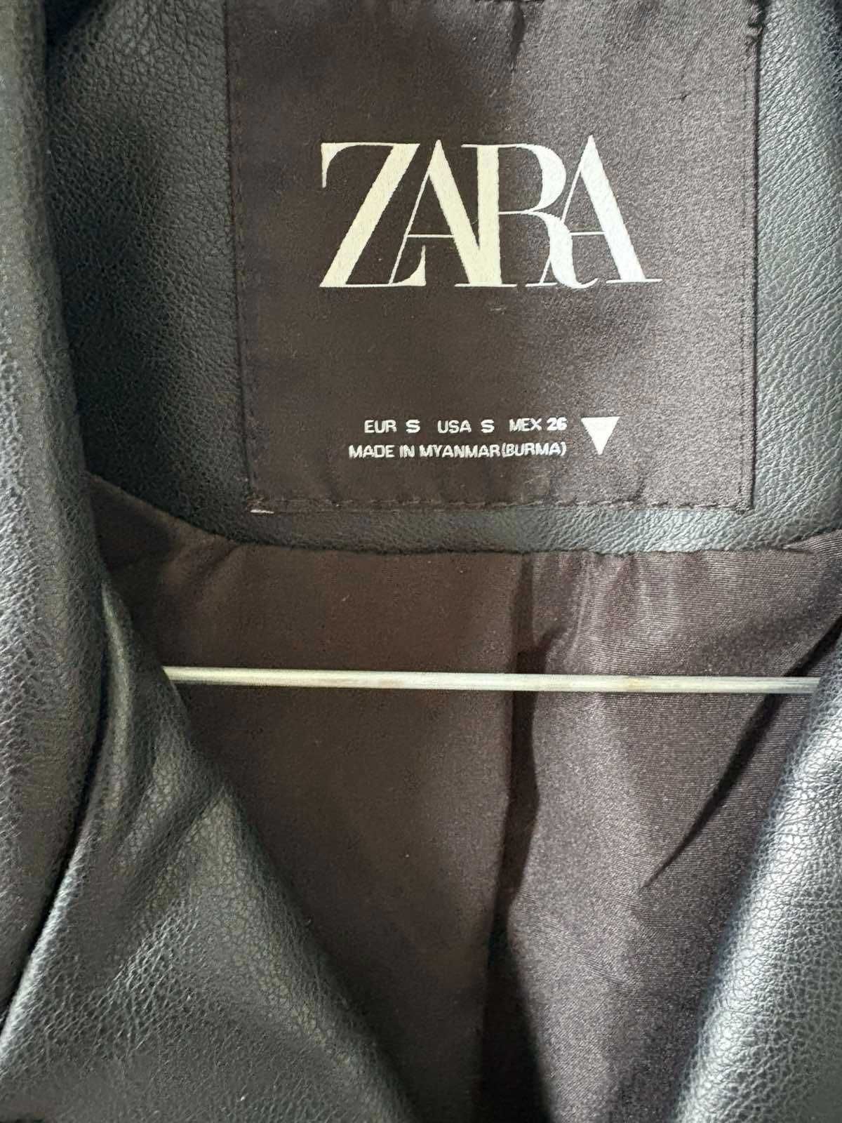 Куртка з еко шкіри від Zara
