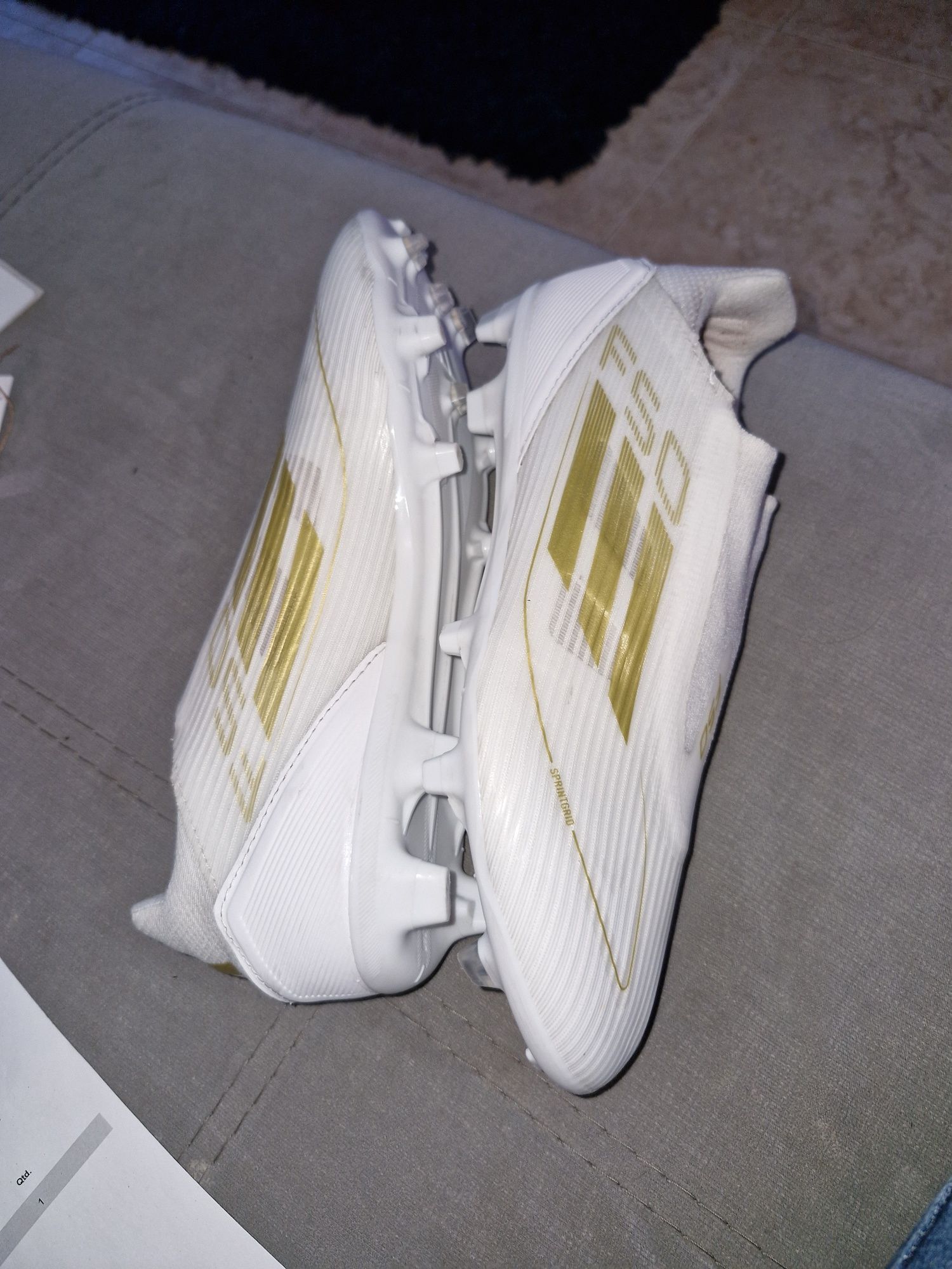 Chuteiras da nike sem atacadores F-50 League